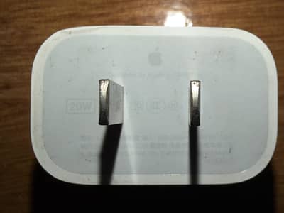 Iphone original charger 20w