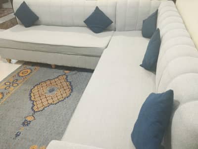 L shape comfortable lounge sofa 10/10 cond