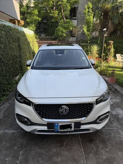 MG HS 2021