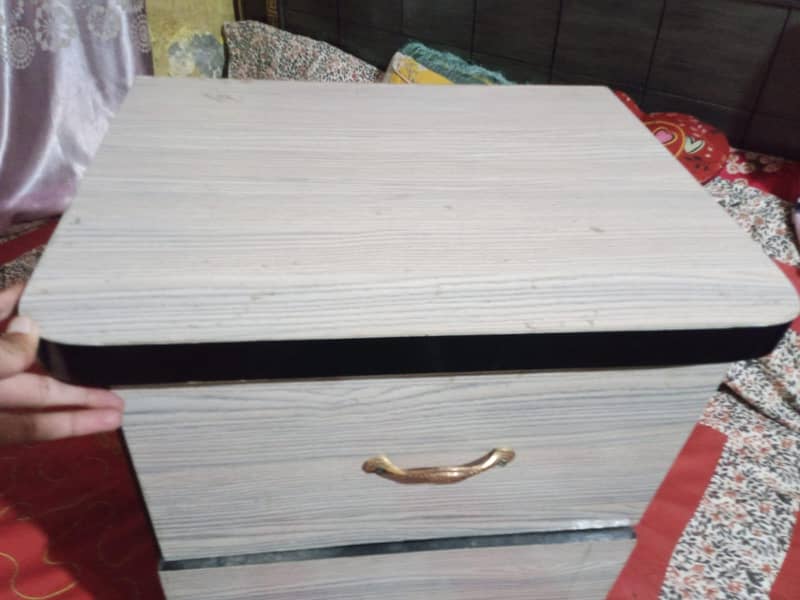 large bed side table 2
