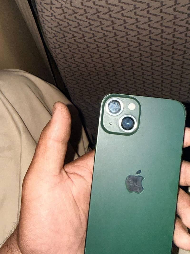 Apple iPhone 13 1