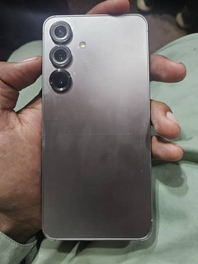 Samsung S25 Factory unlock 12/128