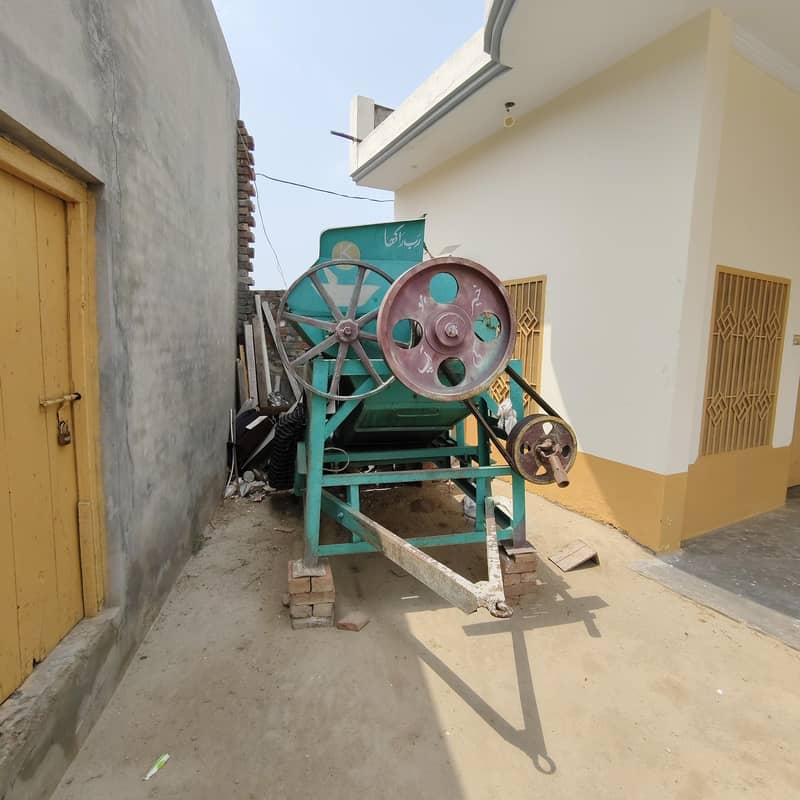wheat thresher 0