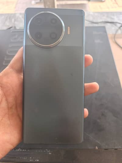 Tecno Spark 20 Pro Plus