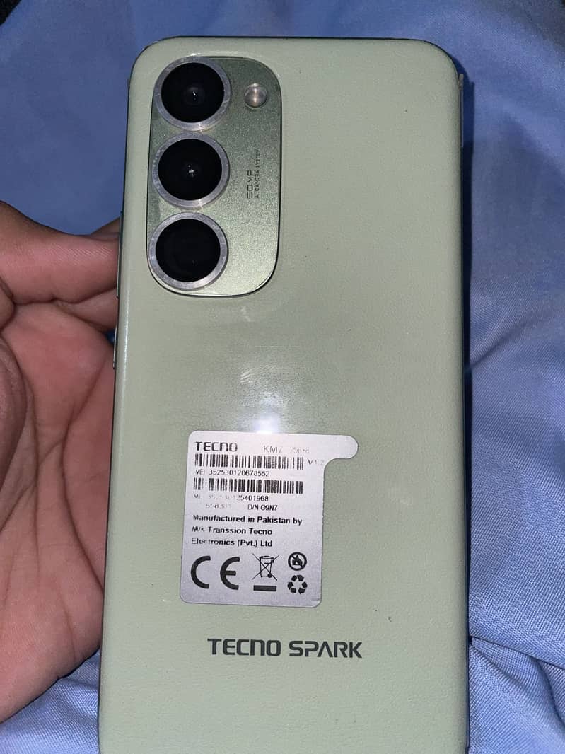 Tecno spark 40 pro plus 2