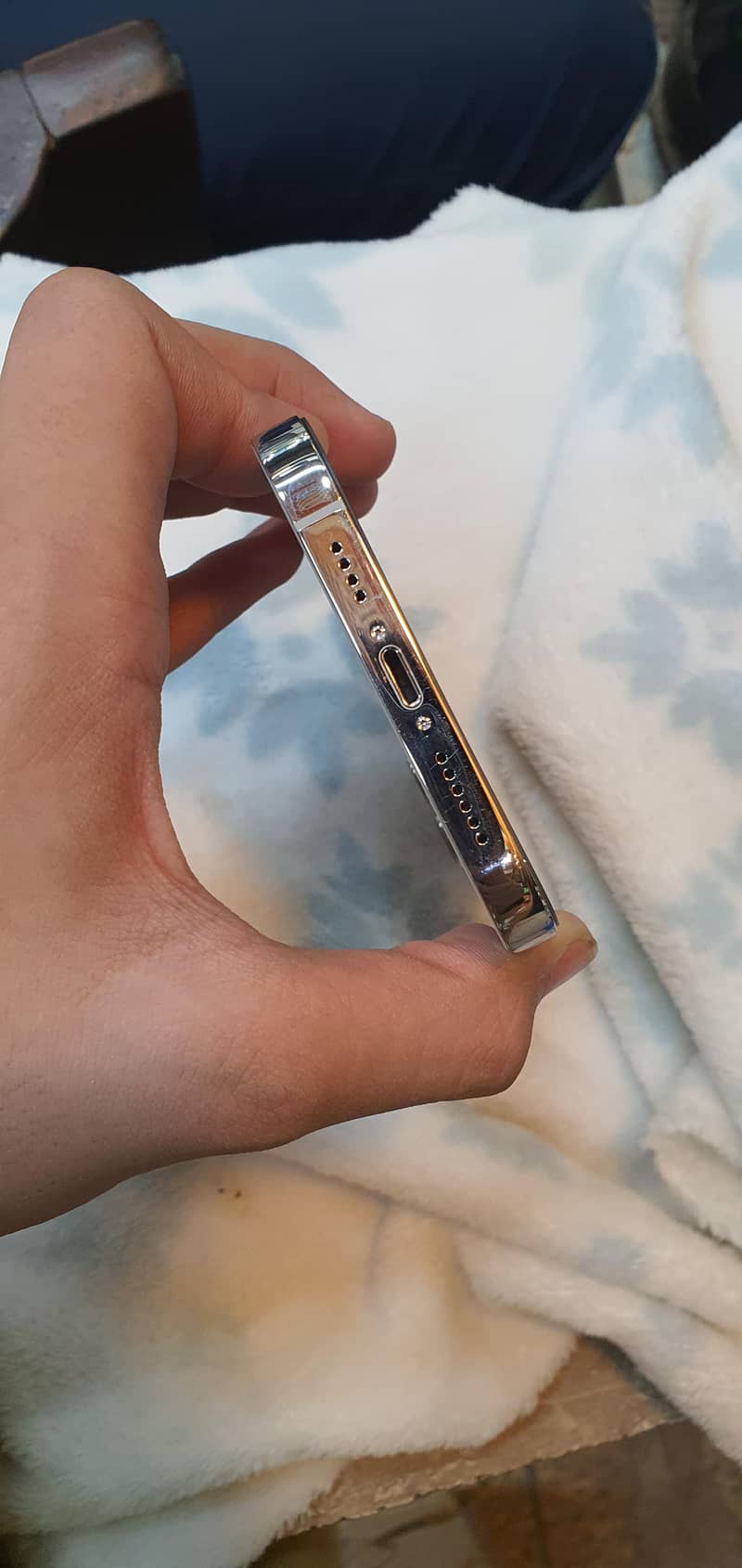 Apple iPhone 12 Pro Max 1