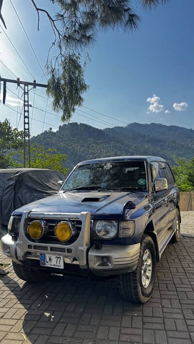 Mitsubishi Pajero 1999