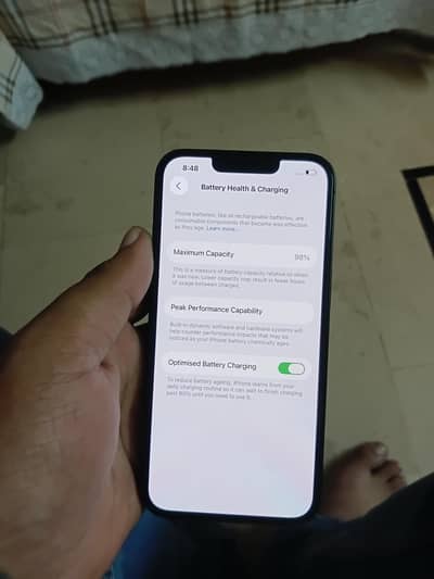 Apple iPhone 13