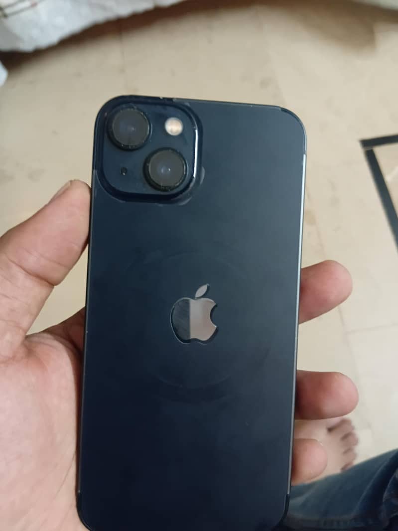Apple iPhone 13 5