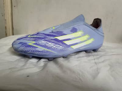 ADIDAS F50 LACELESS SHOES BRAND NEW CONDITION ONLY 1 TIME USED