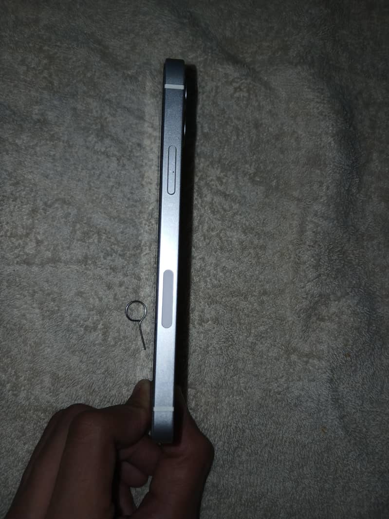 Apple iPhone 12 1