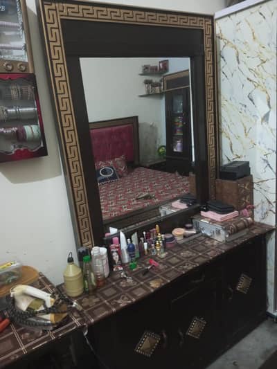 bed showcase dressing table side table
