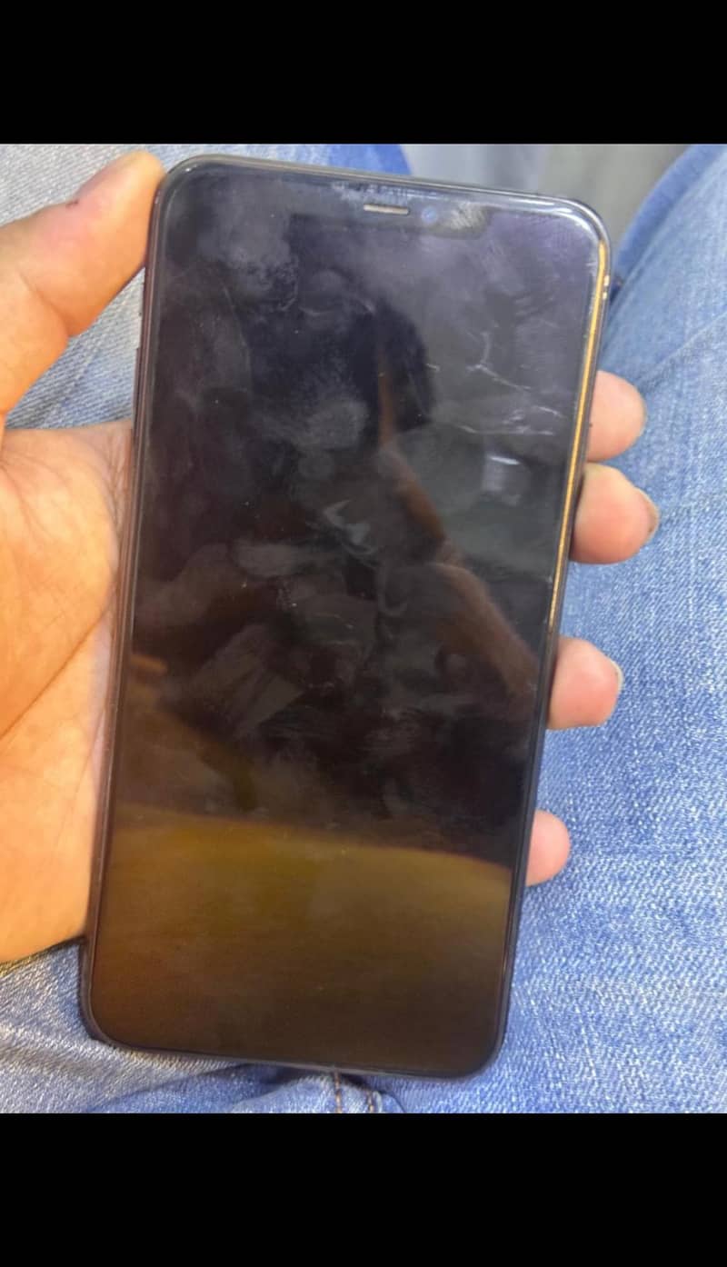 Apple iPhone 11 Pro Max 6