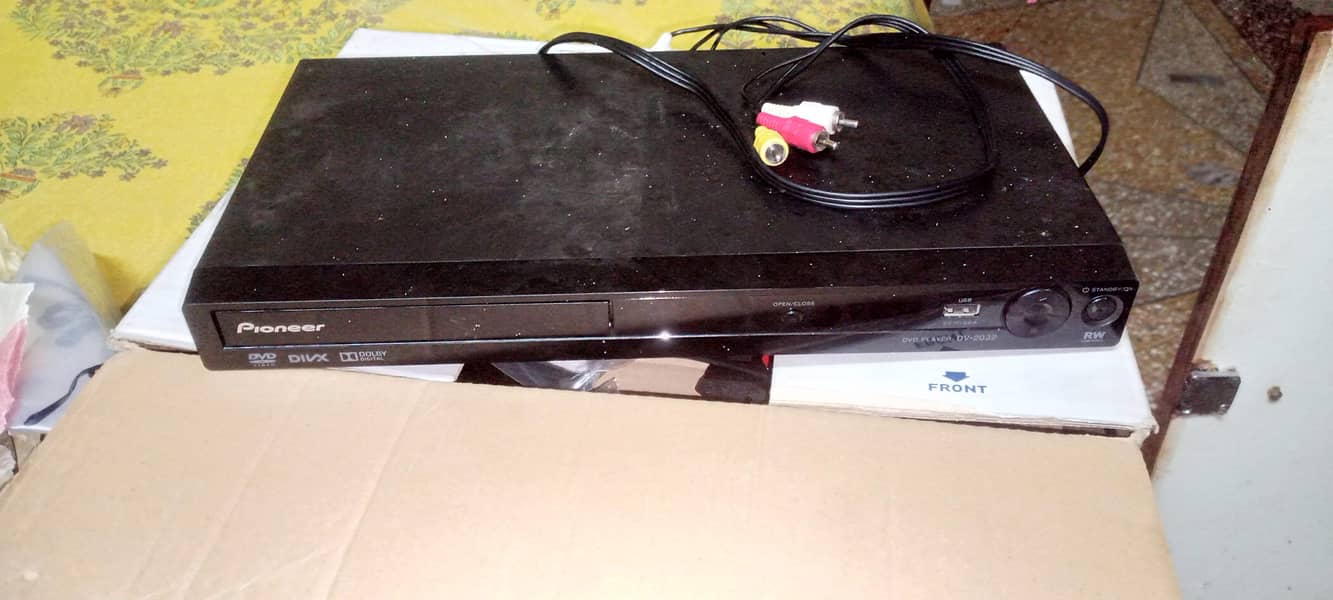 DVD   with USB 2