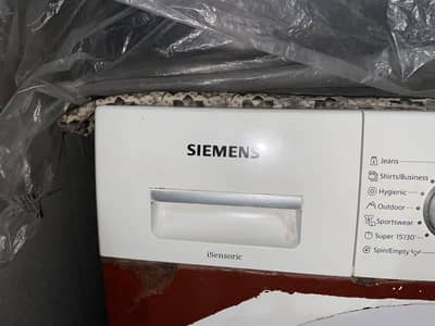 Siemens IQ300 Front Load Fully Functional Washing Machine