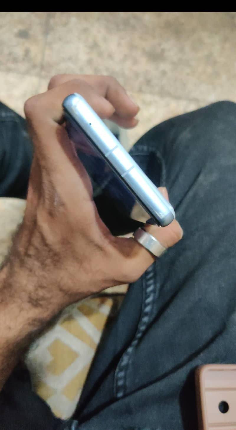 Google Pixel 7a 2