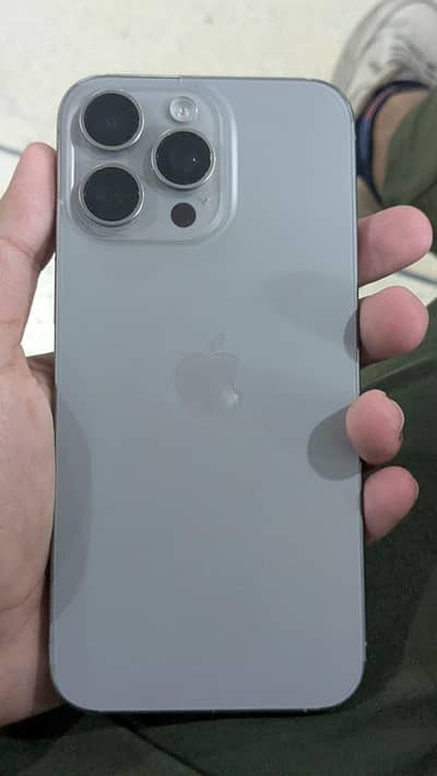 Apple iPhone 15 Pro Max