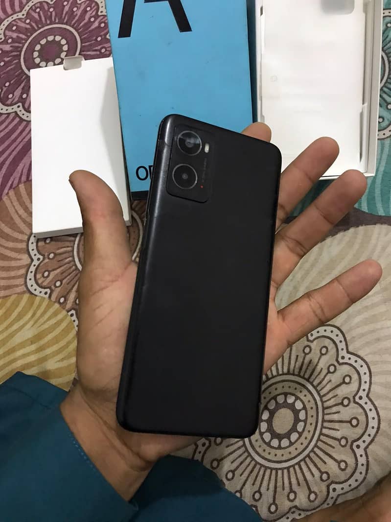 OPPO A76 5