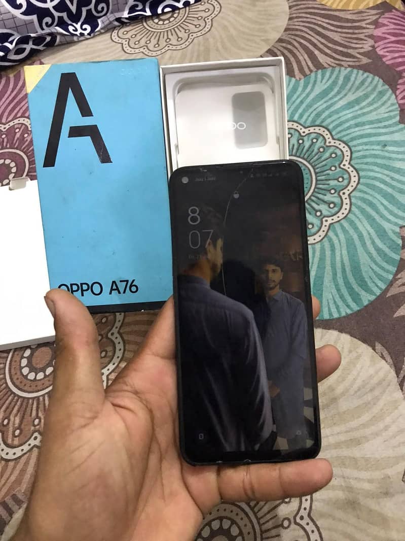 OPPO A76 8