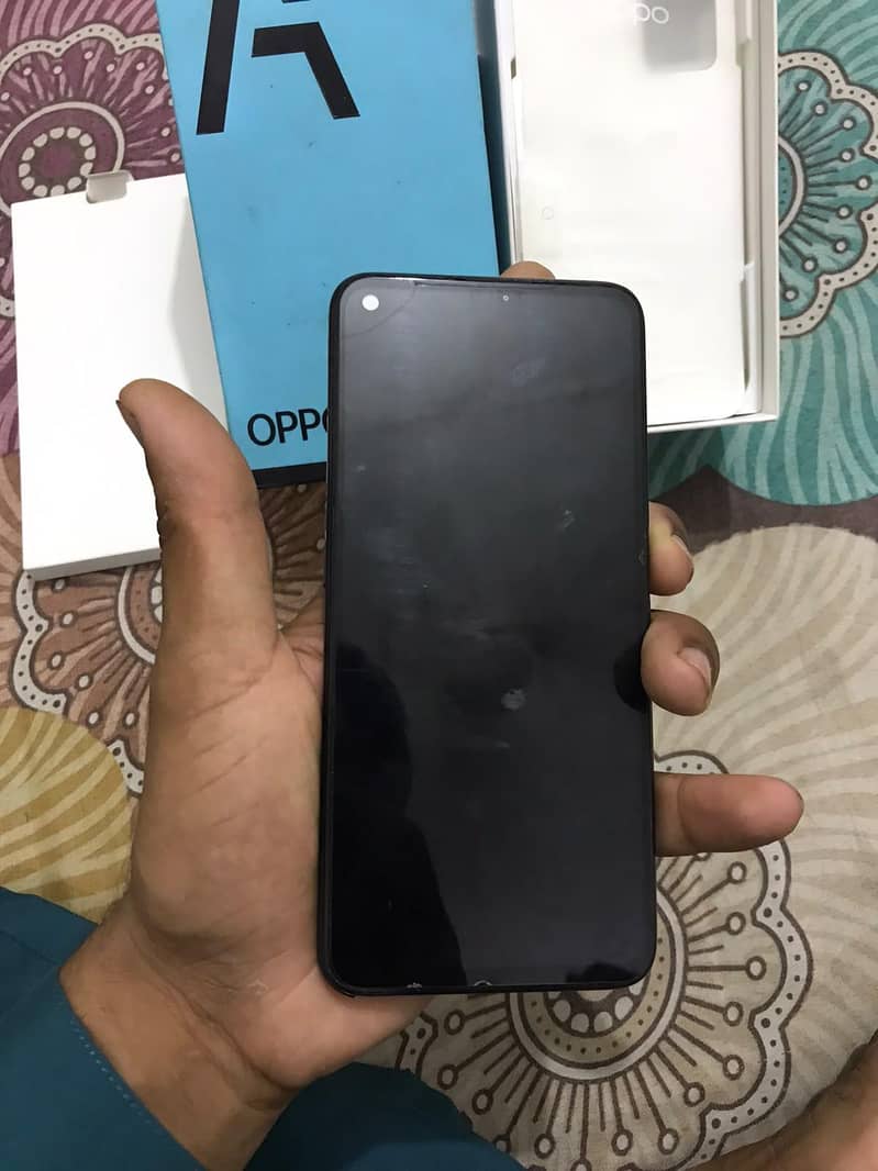 OPPO A76 10