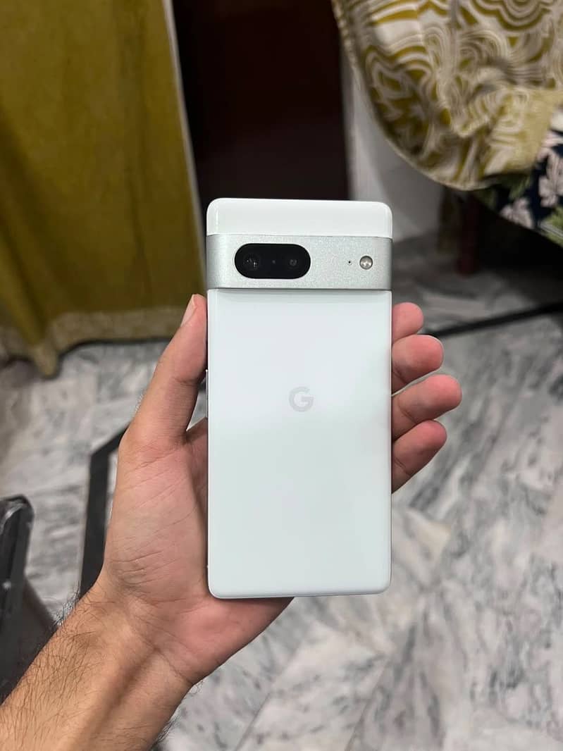 Google Pixel 7 5
