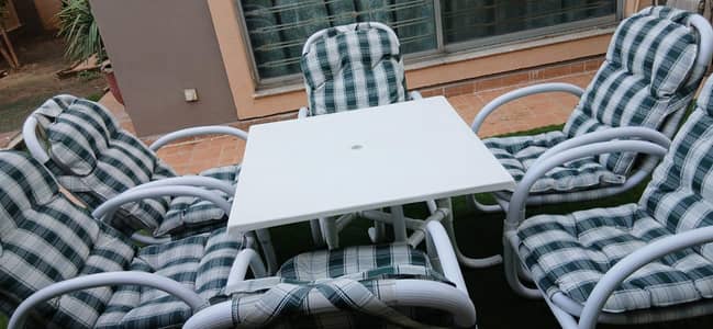 LAWN PVC 6 CHAIRS SET & Table FOR SALE