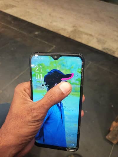 OPPO A12