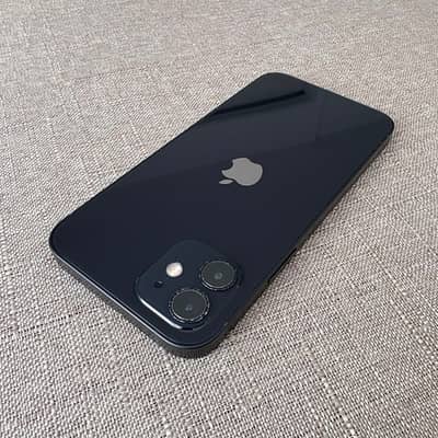 Apple iPhone 12