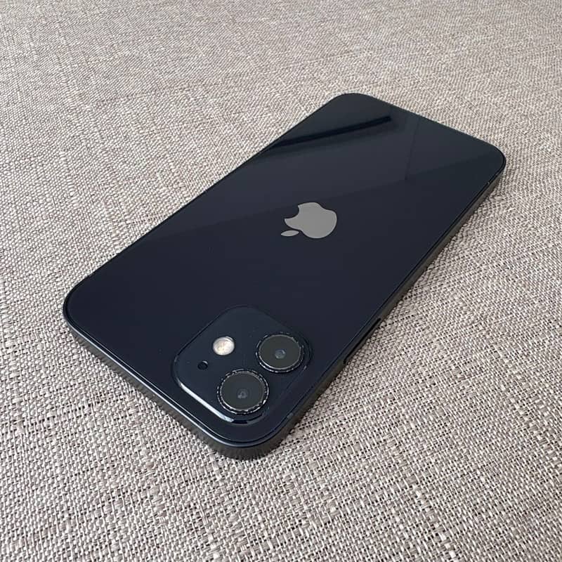Apple iPhone 12 0