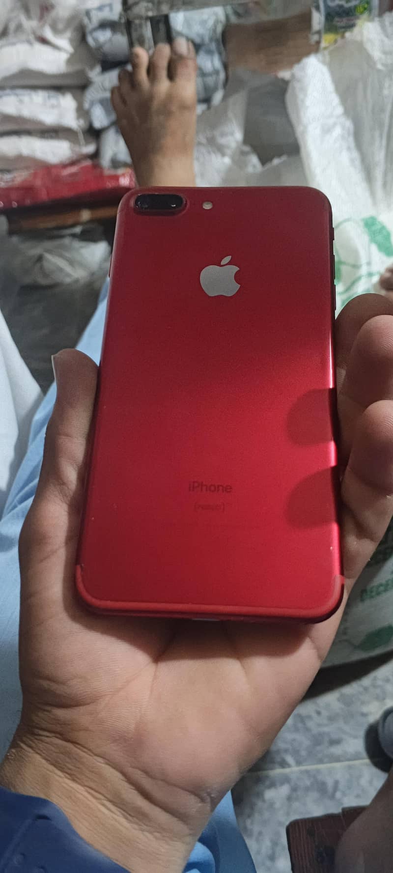 Apple iPhone 7 Plus 4