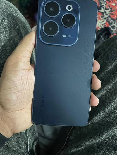Infinix Hot 40