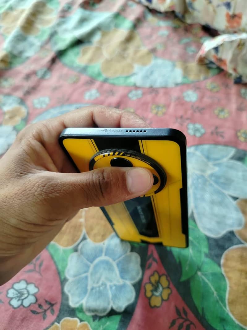 Tecno Spark 30 4
