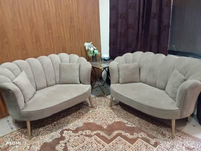 2 seater sofa set for sale like new condition