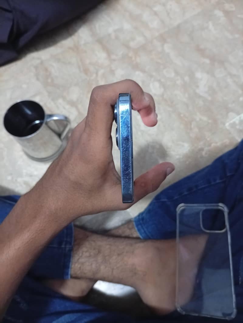 Apple iPhone 13 Pro Max 3