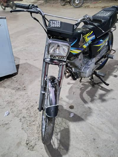 Honda125 all ok all Punjab number lga hua hy 2no tire new hen