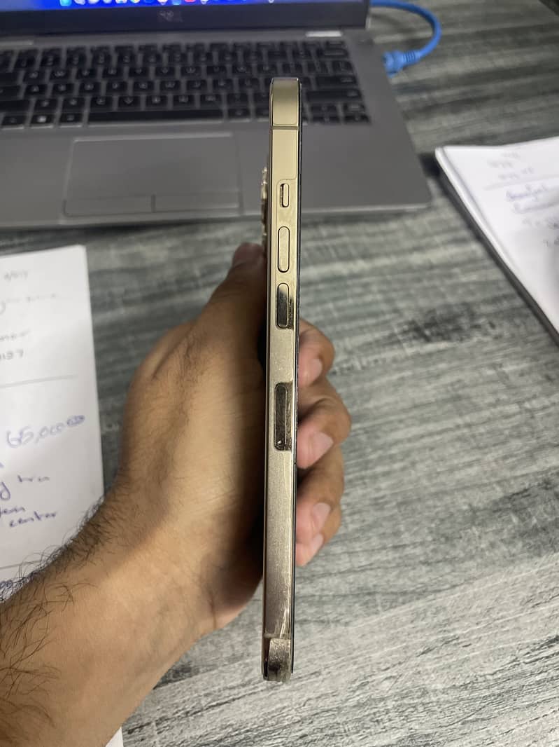 Apple iPhone 12 Pro Max 2