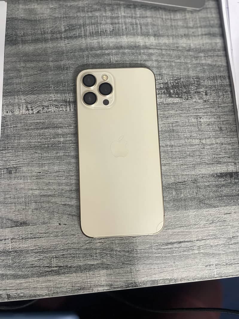 Apple iPhone 12 Pro Max 4
