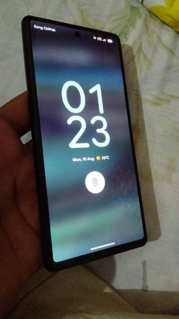Google Pixel 6a 1