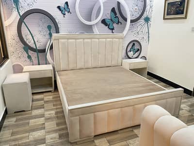 Selling a complete, matching luxury Master Bedroom Furniture Set.
