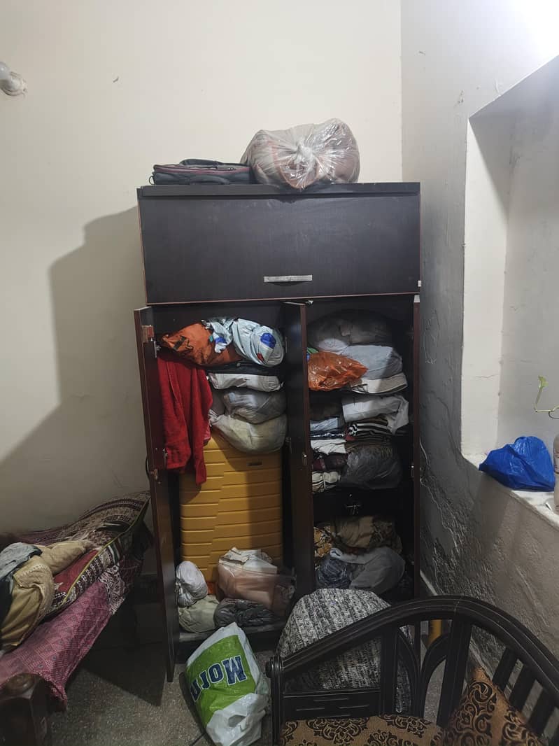 wardrobe 1