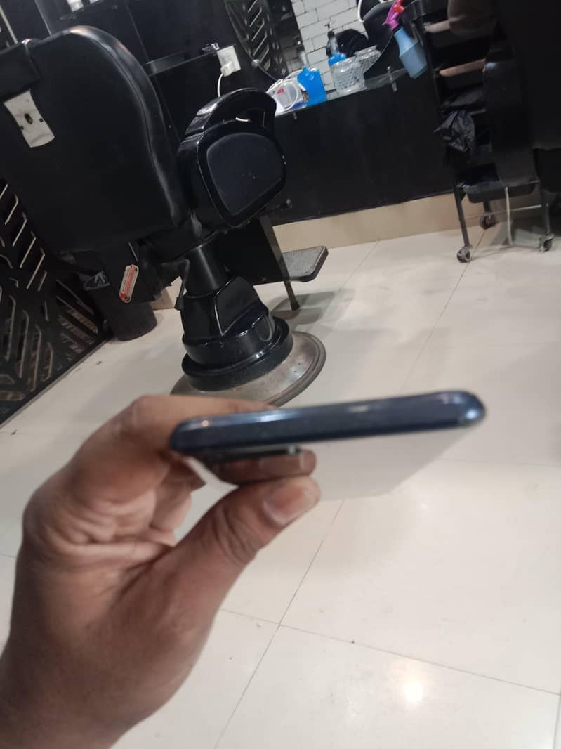OPPO A54 1