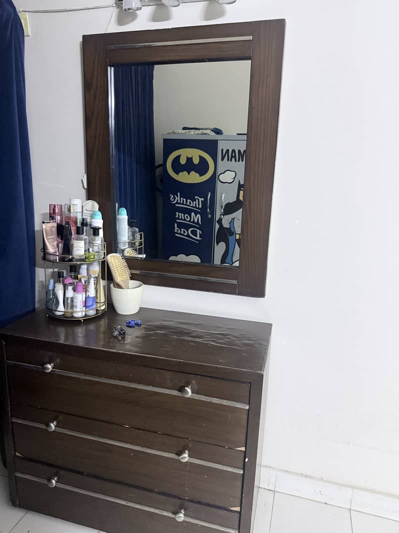 dressing table and media rack 2