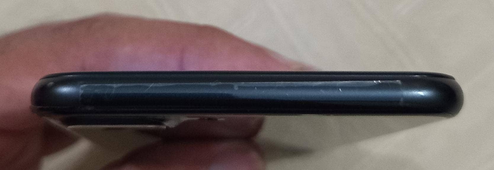 Apple iPhone 7 Plus 3