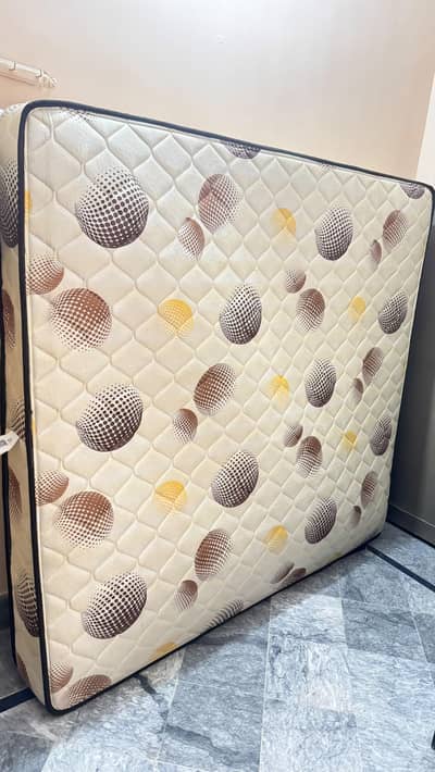 Master Moltyfoam Crest King Size Mattress - 1 Month Used (Like New)