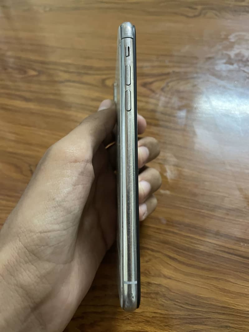 Apple iPhone X 2