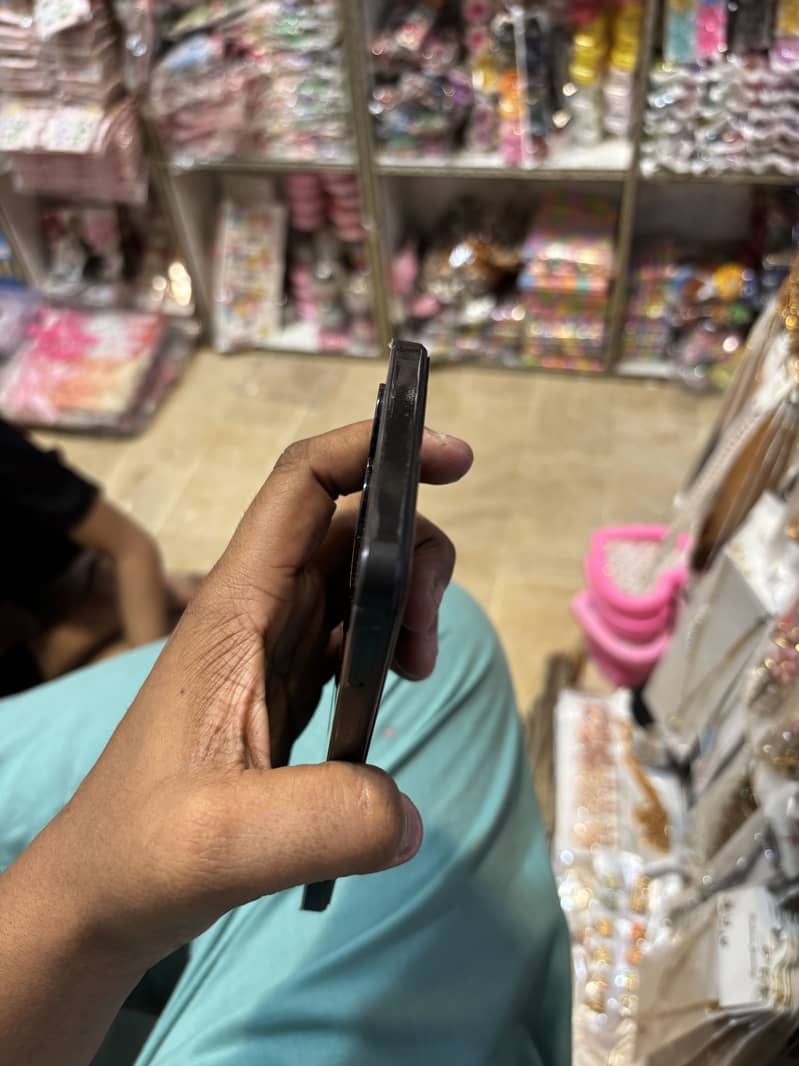 Realme C51 6