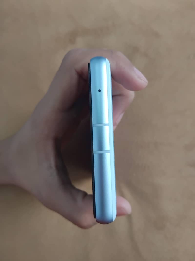 Google Pixel 7a 6