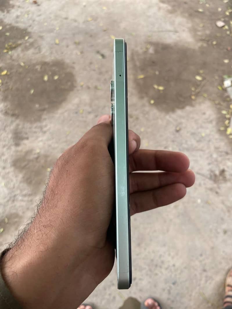 Realme Note 60x 4