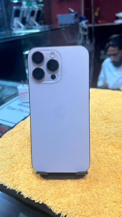 Apple iPhone 16 Pro Max