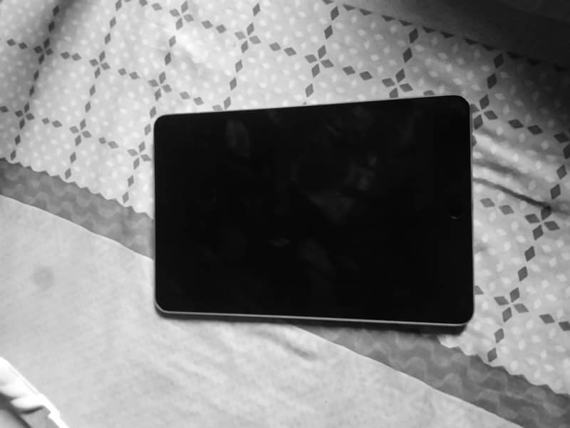 IPAD Mini 4 12